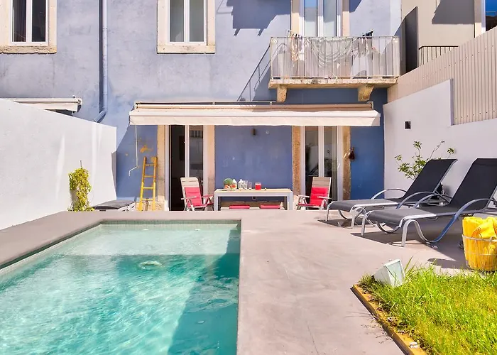 Lisbon Centre Apartment With Private Pool