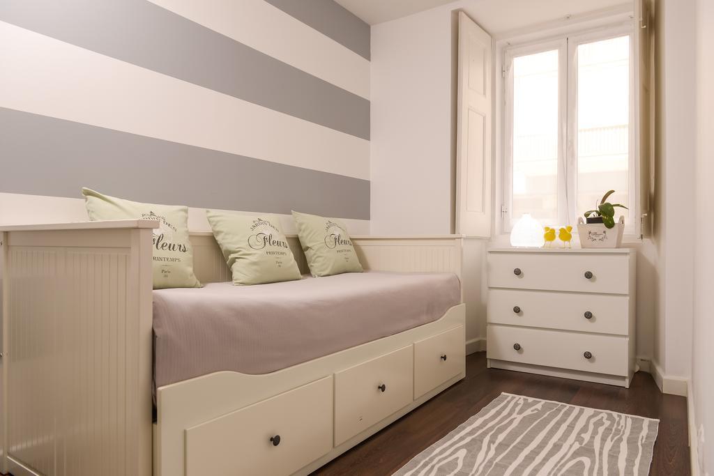 Centre With Private Pool Apartment *